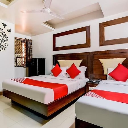 Oyo 7781 Hotel Sai International New Delhi Buitenkant foto