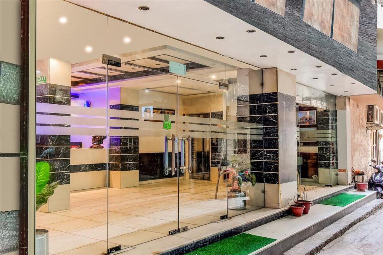 Oyo 7781 Hotel Sai International New Delhi Buitenkant foto