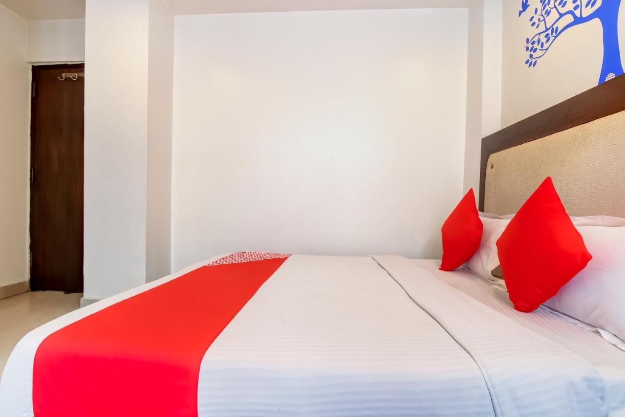 Oyo 7781 Hotel Sai International New Delhi Buitenkant foto