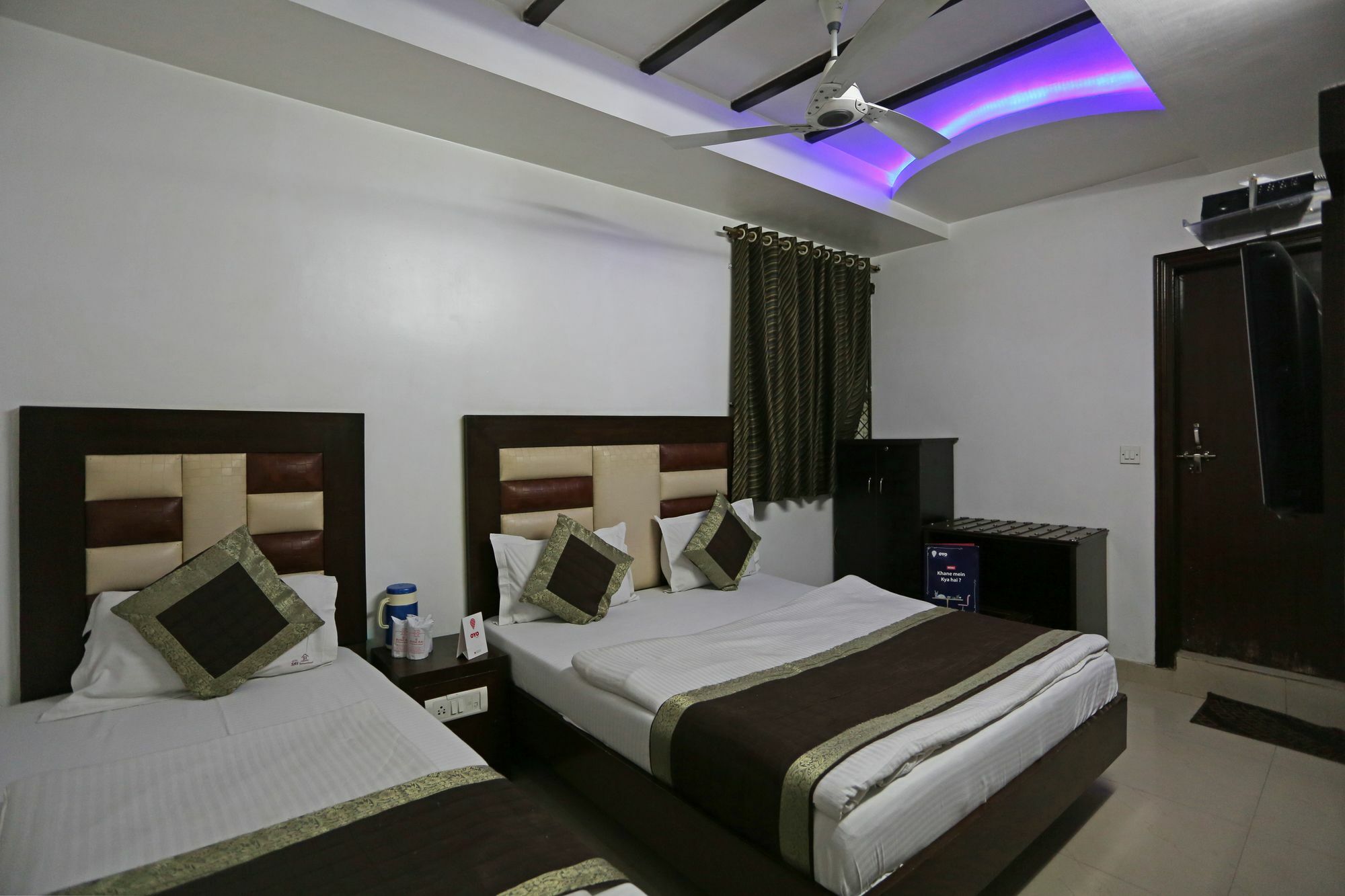 Oyo 7781 Hotel Sai International New Delhi Buitenkant foto